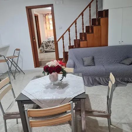 Casa Mery בית הארחה 4*