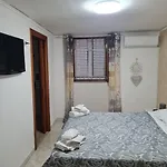 Casa Mery بيت ضيافة نابولي