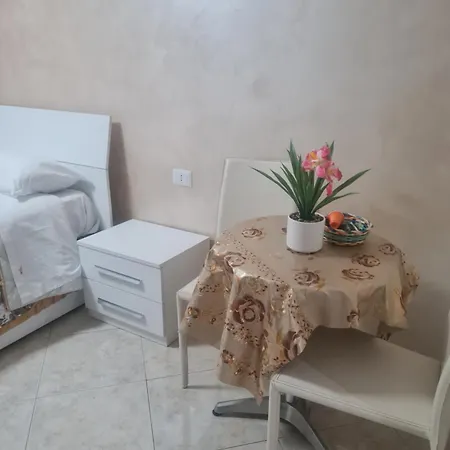 Pensión Casa Mery Nápoles